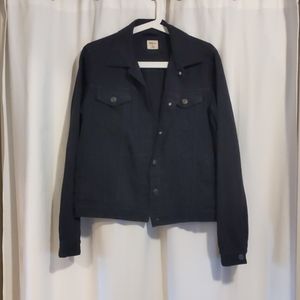 Gap denim jacket - size M